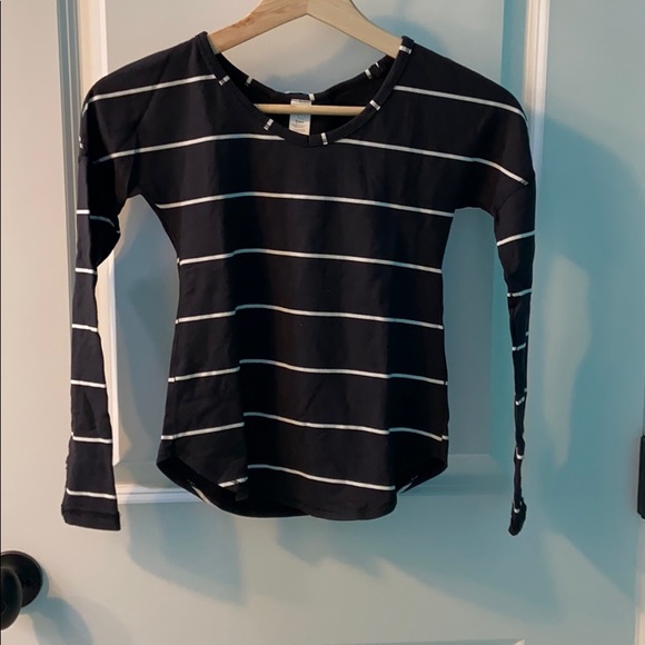 Ivivva Other - Black and white striped ivivva long sleeve top